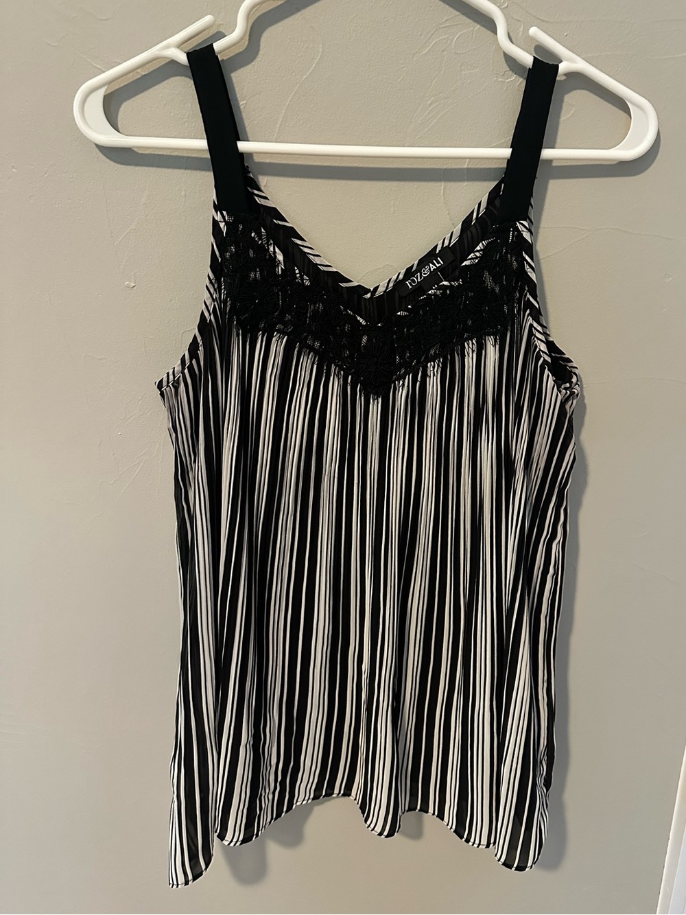 Black & White Vertical Stripe Lace-Trim Tank